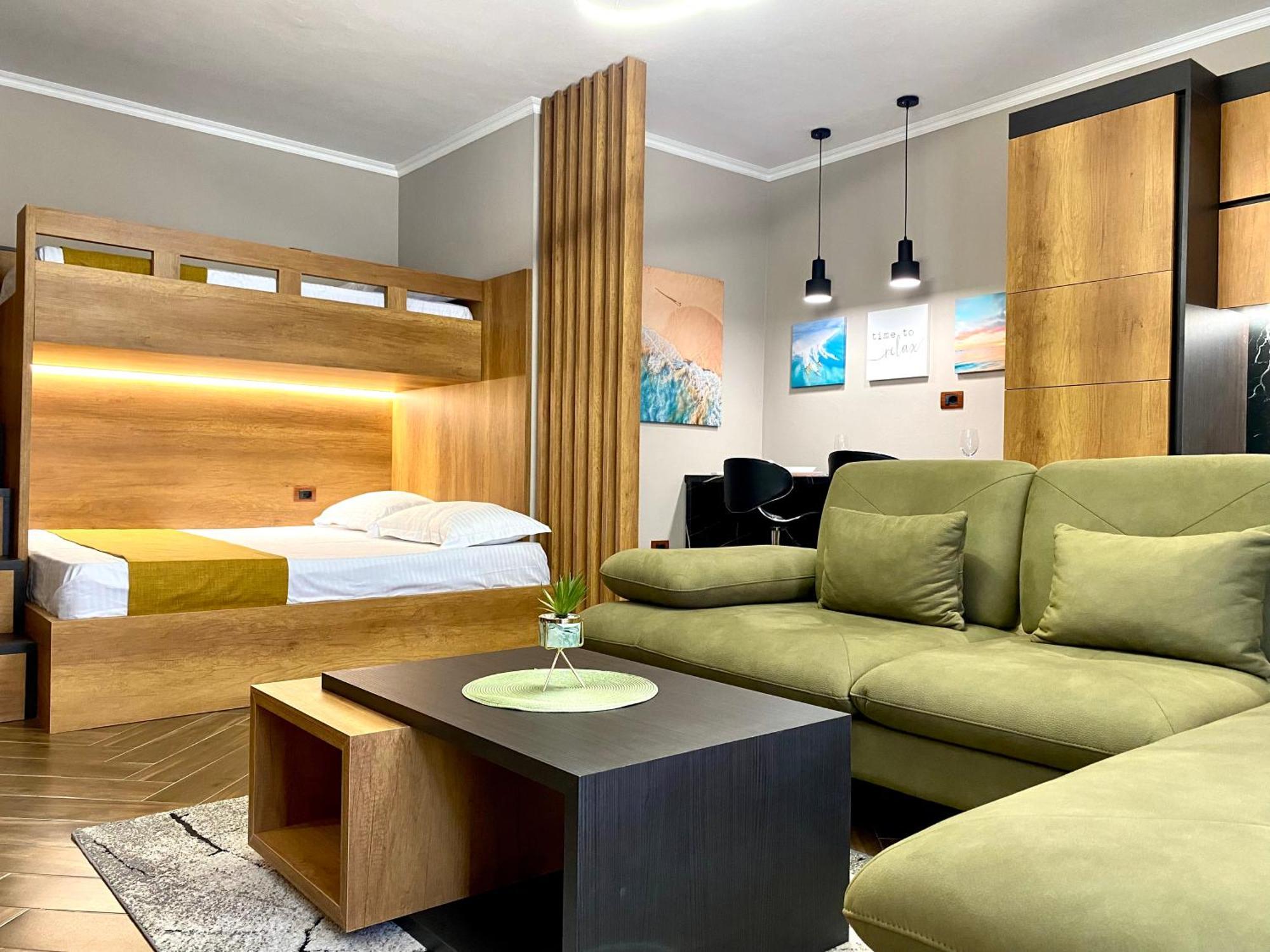 Eka Luxury Beachfront One-bedroom * Vlorë